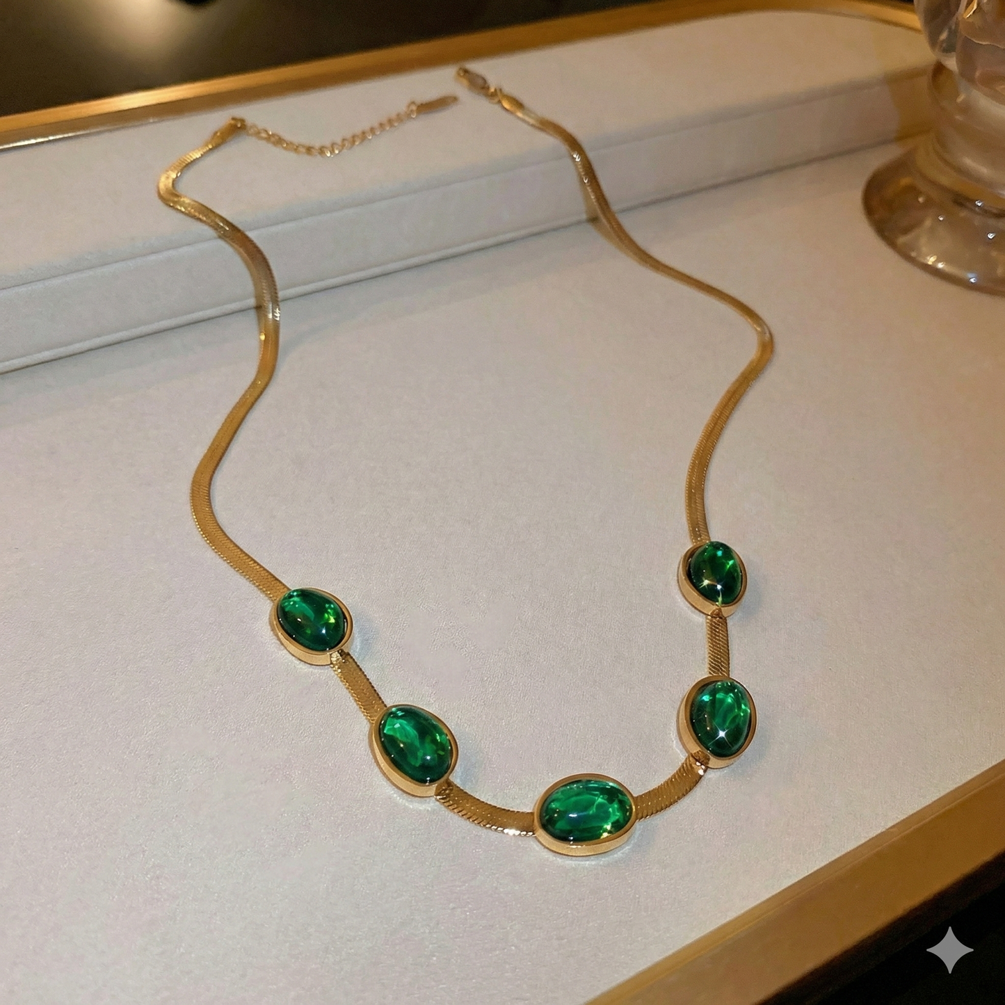 Emerald Grace – Luxury Green Stone Necklace & Bracelet Set